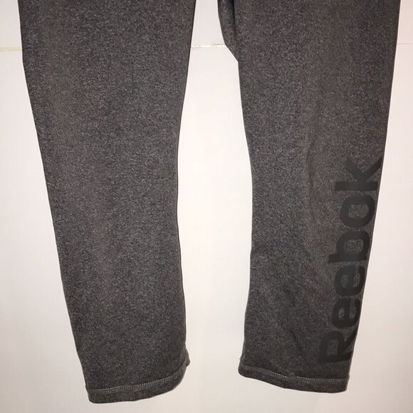 Reebok Women's Gray Heather Wide Elasticized Waistband Crop Leggings Medium - Picture 2 of 5